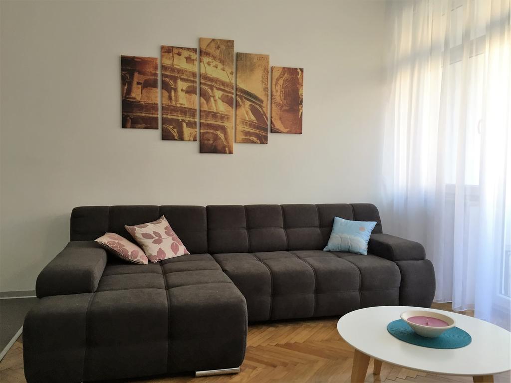 Apartment Arenacentar Pula